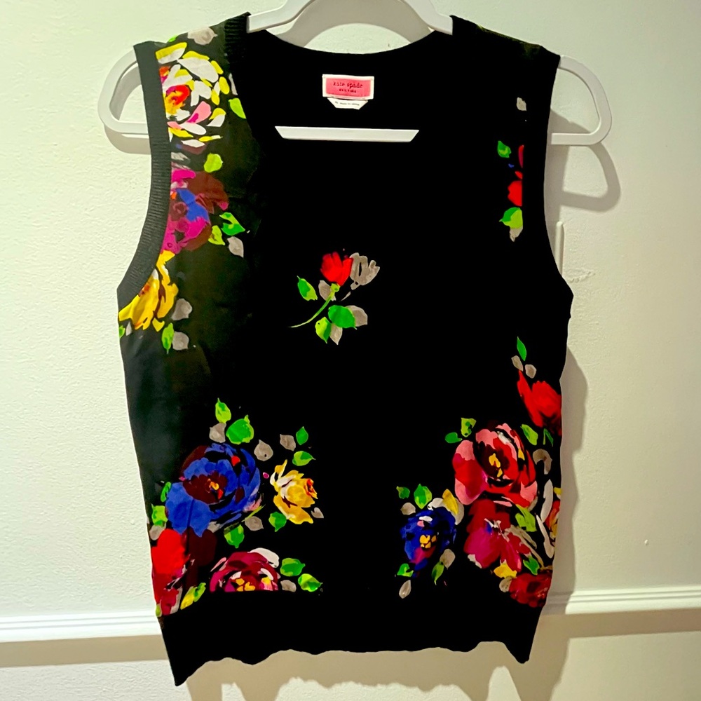 Kate spade black top short sleeve with flowers
